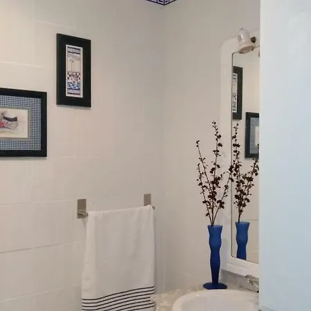 Regina Apartment